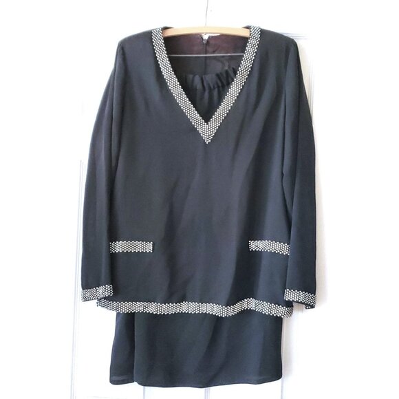 VINTAGE 1960S BLACK RHINESTONE TWO PIECE SKIRT SUIT - Picture 1 of 10